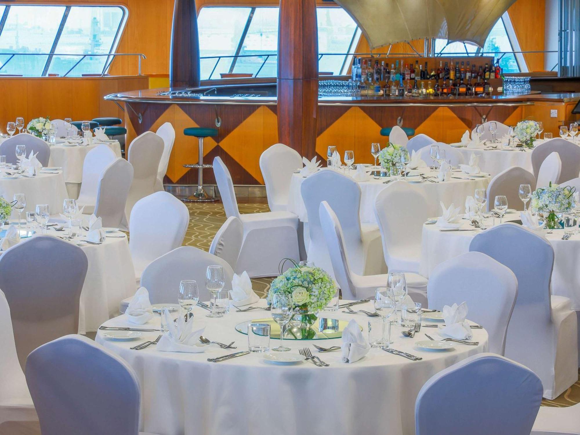 Queen Elizabeth 2 Hotel Dubaï